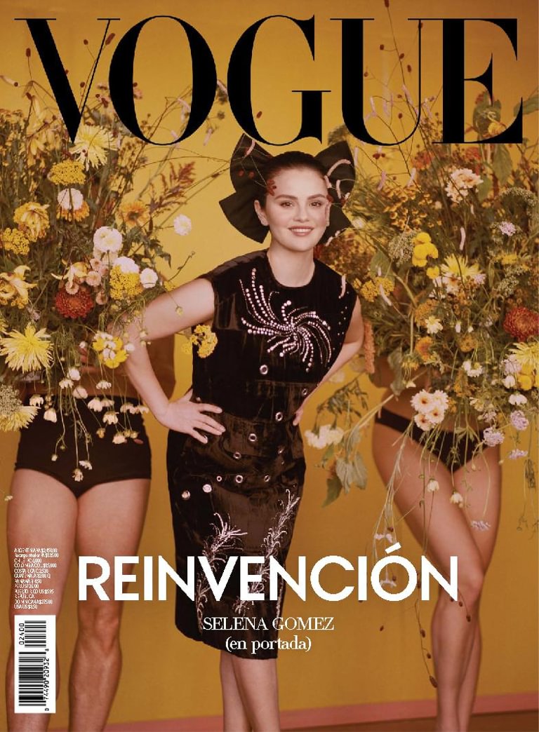 Vogue Latin America Enero 2024 (Digital) - DiscountMags.com